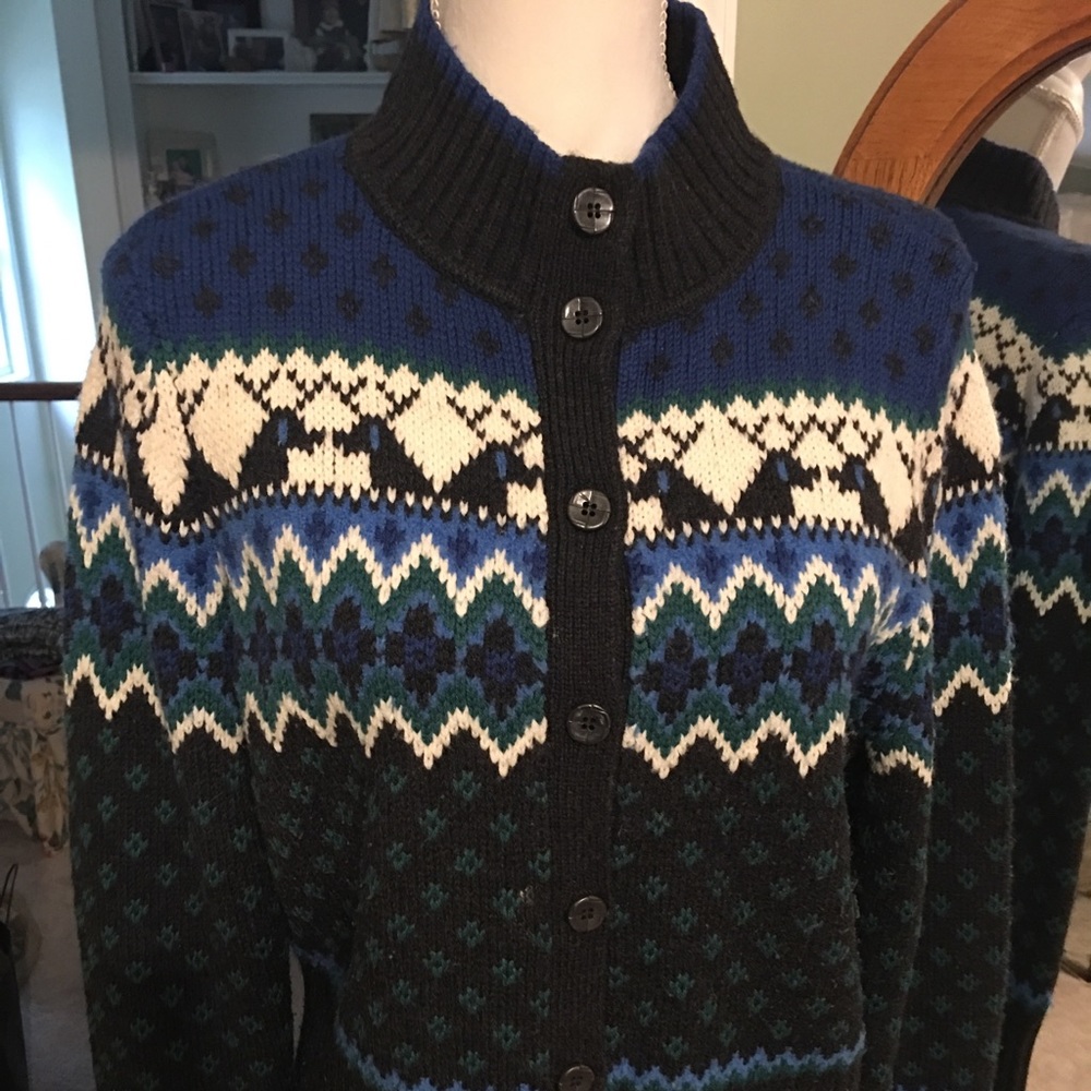 Gorgeous ski sweater by Liz Claiborne